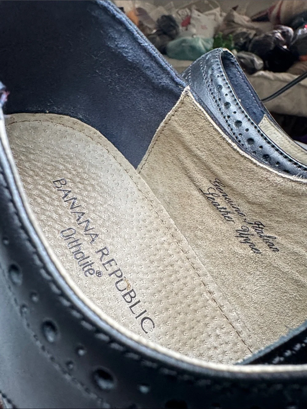 Banana Republic Black Italian Leather ortholite Wingtip Oxfords Brown Sole Sz 11